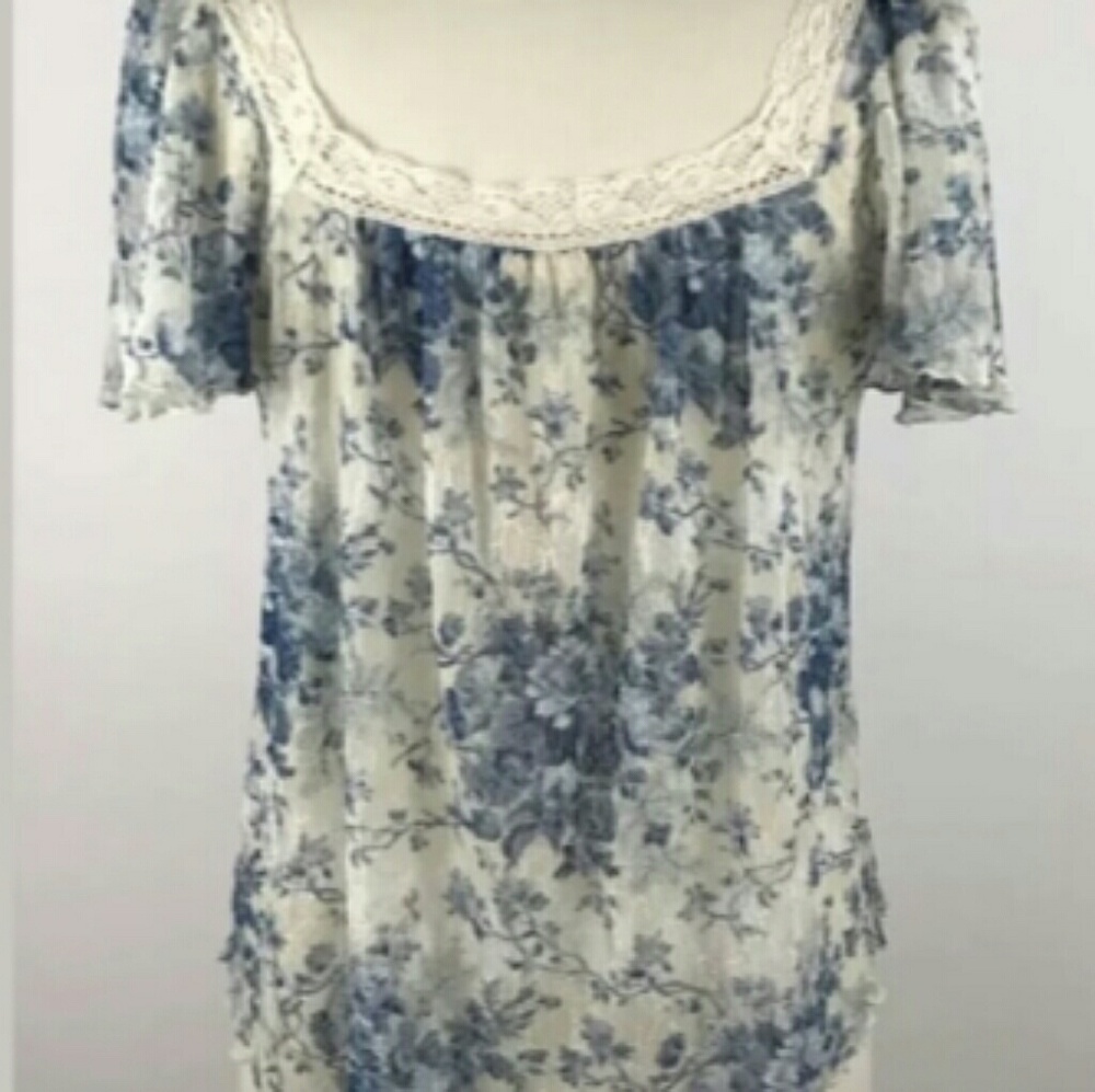 Ralph Lauren denim and supply blouse. - Picture 3 of 8